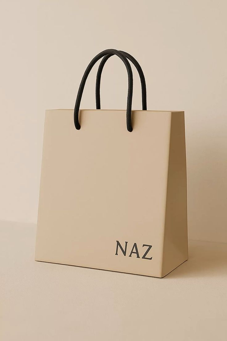 Дизайн бумажных пакетов с фирменной символикой