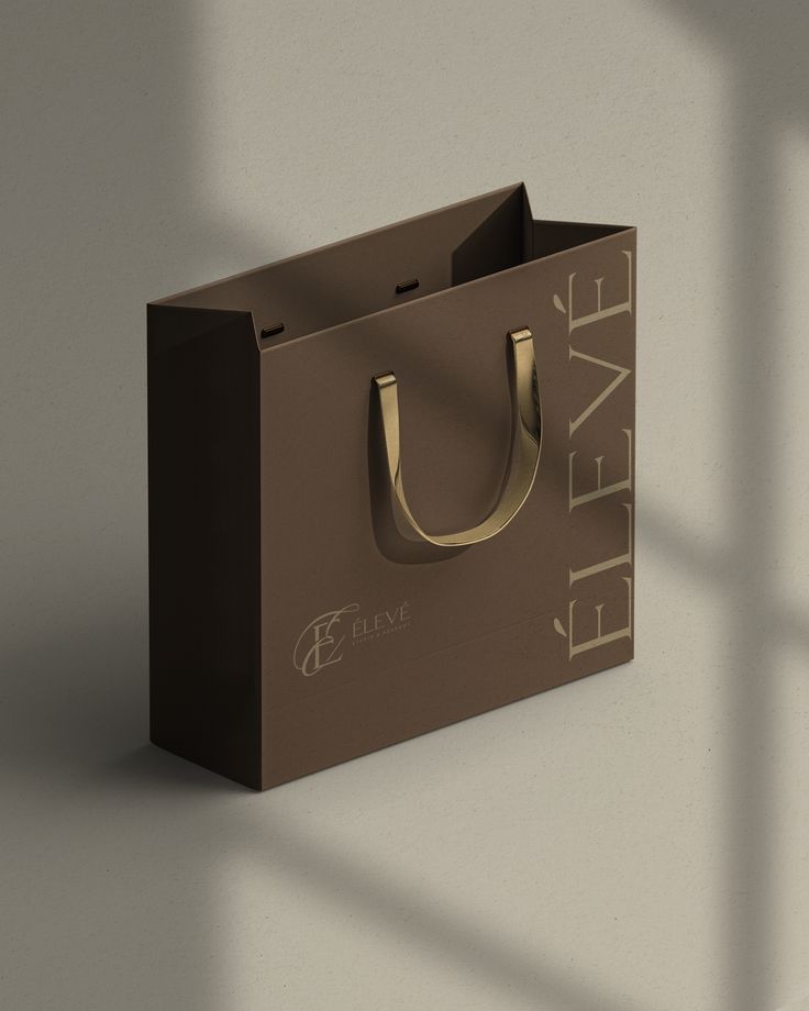 Тираж бумажных пакетов с индивидуальной печатью