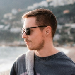 Илья Петров